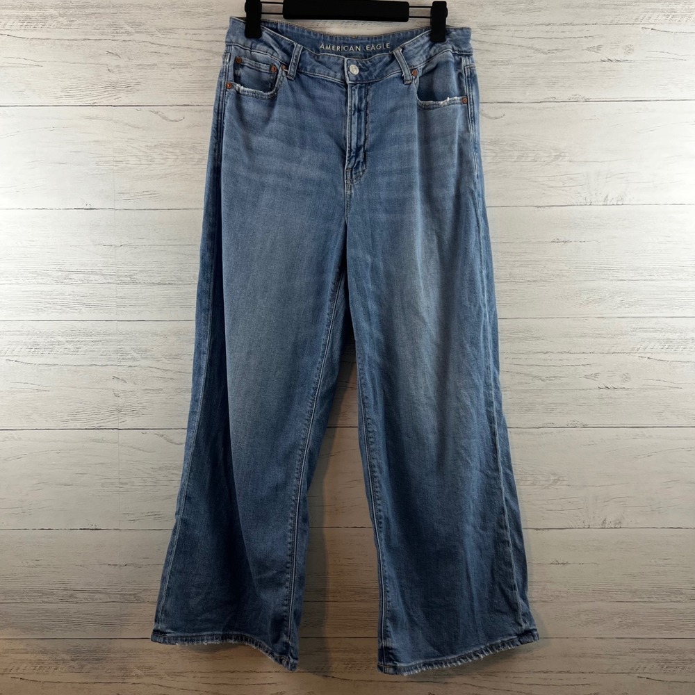 American Eagle Super High Rise Baggy Wide Leg Jeans Size 10S